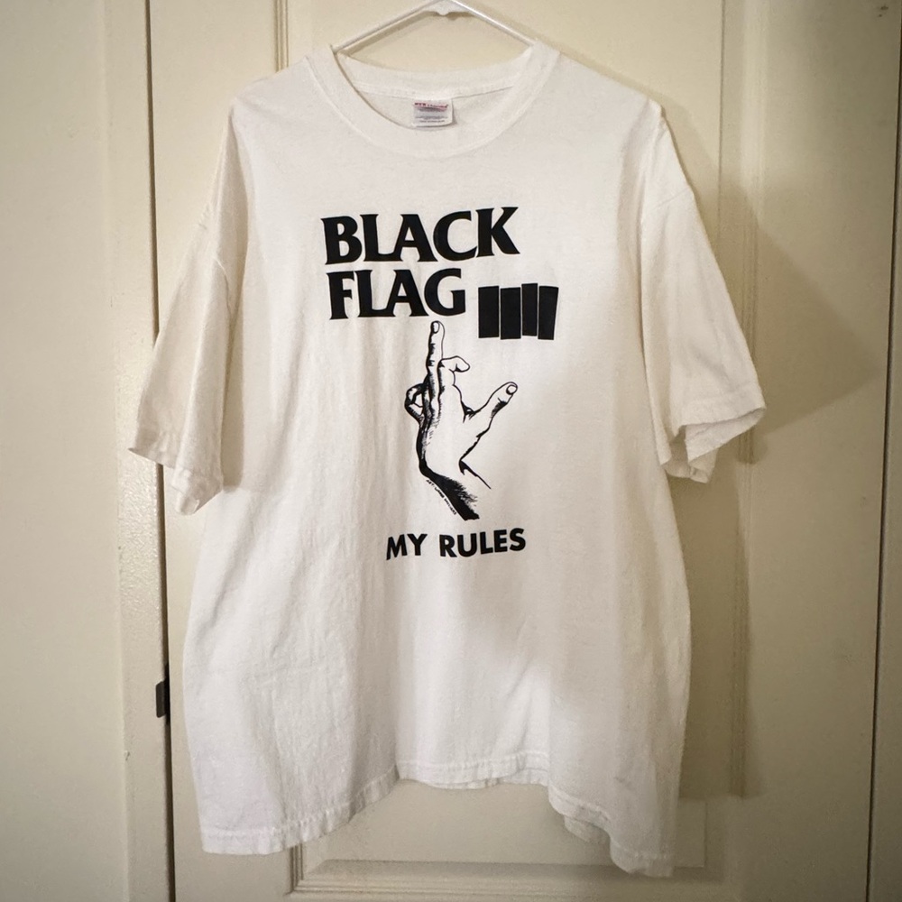 Black Flag T-shirt
